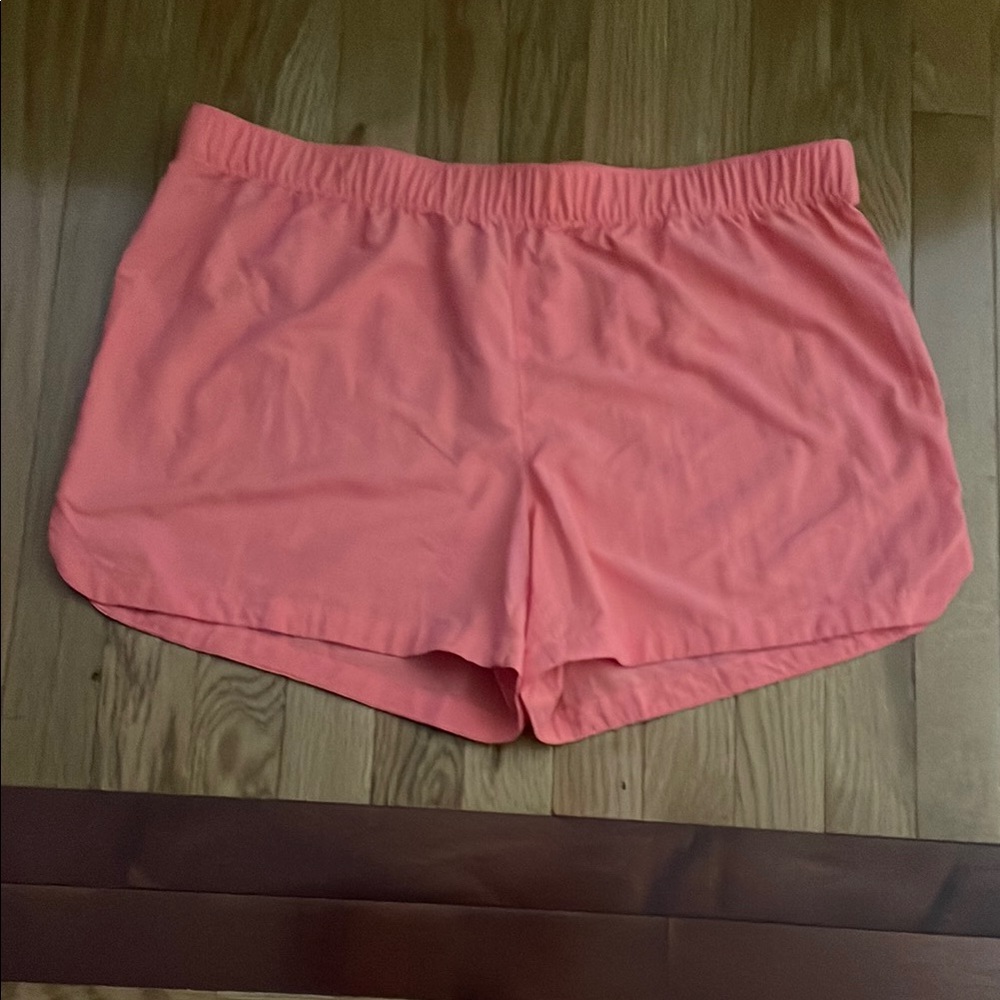 Coral Women's Columbia Shorts